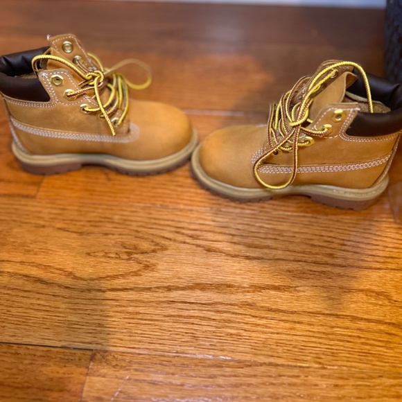 Timberland Toddler boots size 6.5 - Picture 4 of 6